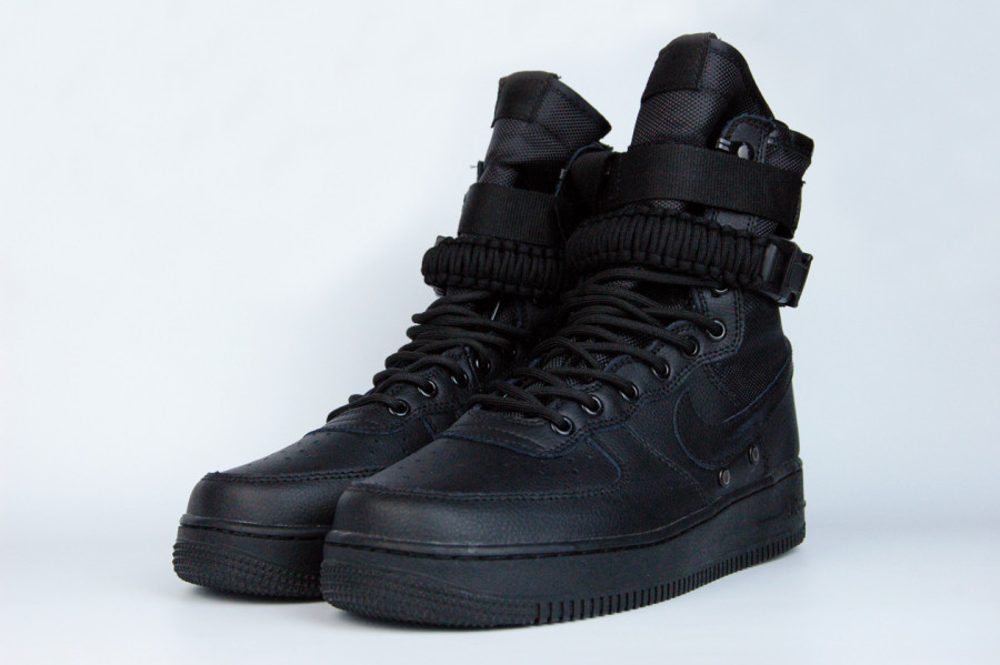 кроссовки Nike SF Air Force 1 High Triple Black