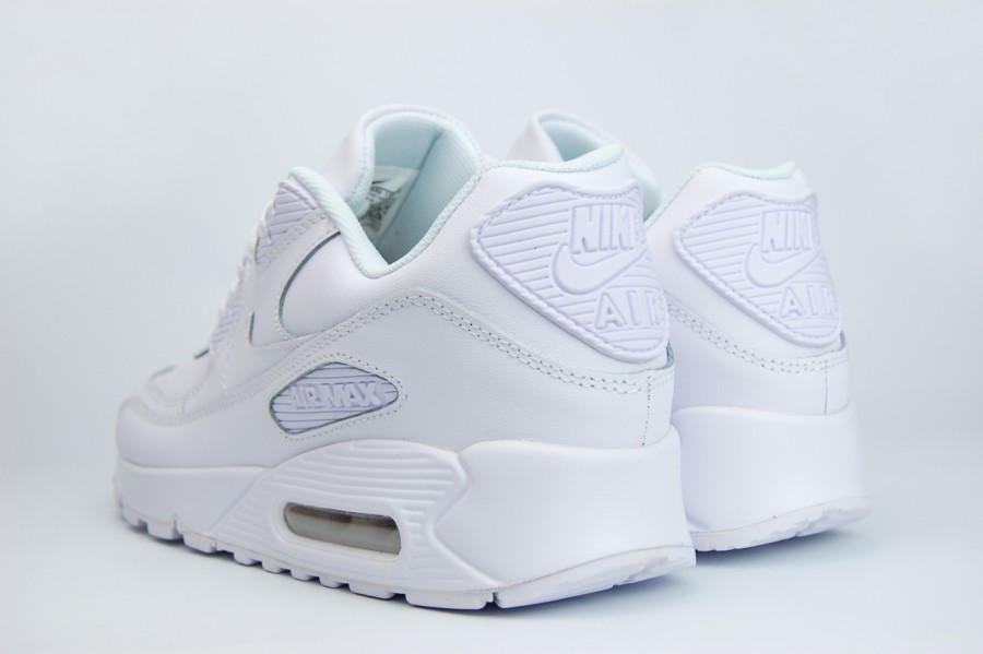 кроссовки Nike Air Max 90 Triple White