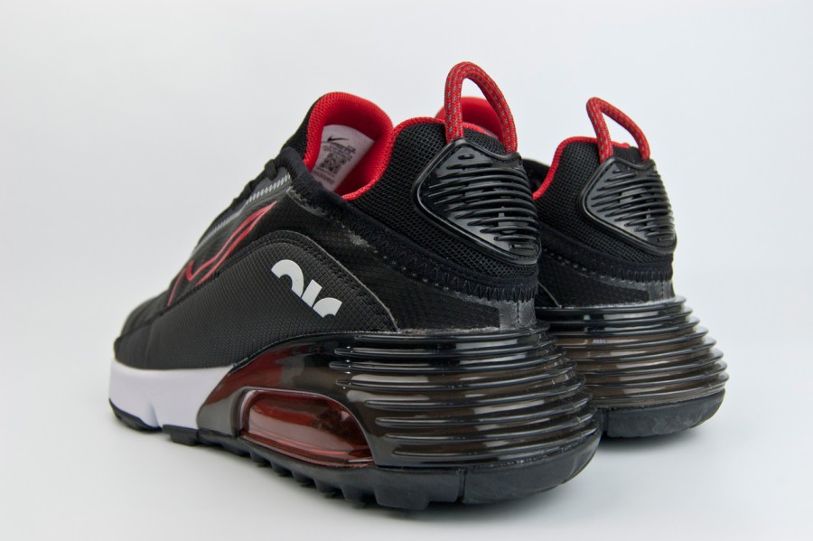 кроссовки Nike Air Max 2090 Black / Red