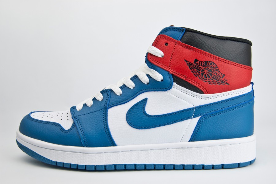 кроссовки Nike Air Jordan 1 White / Blue / Red