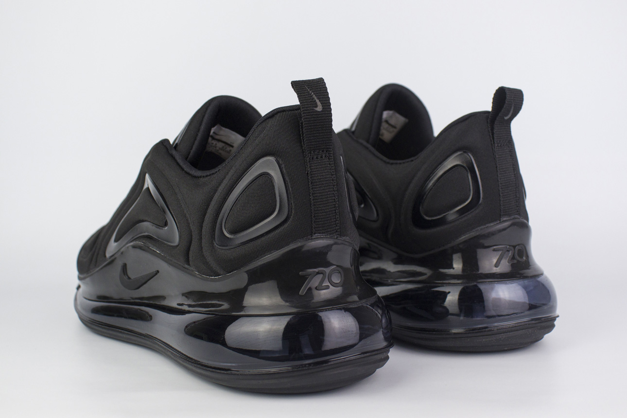 Nike Air Max 720 Triple Black