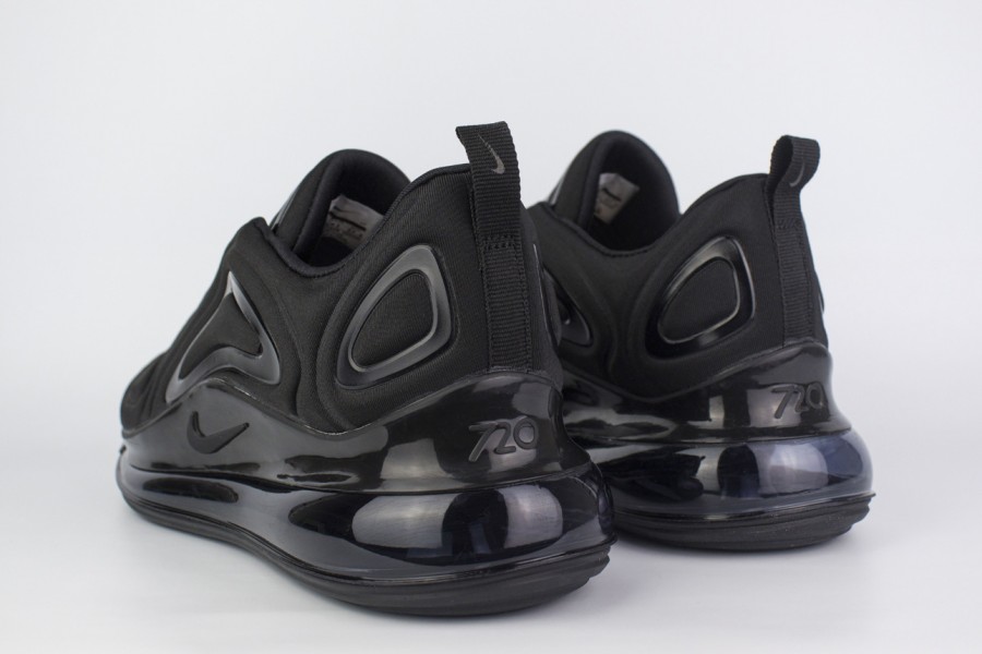 кроссовки Nike Air Max 720 Triple Black