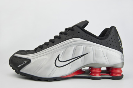 кроссовки Nike Shox R4 Black / Silver