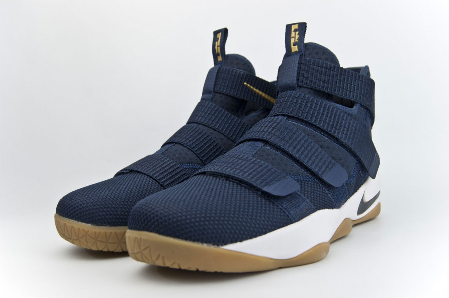 кроссовки Nike Lebron Soldier XI Blue / White