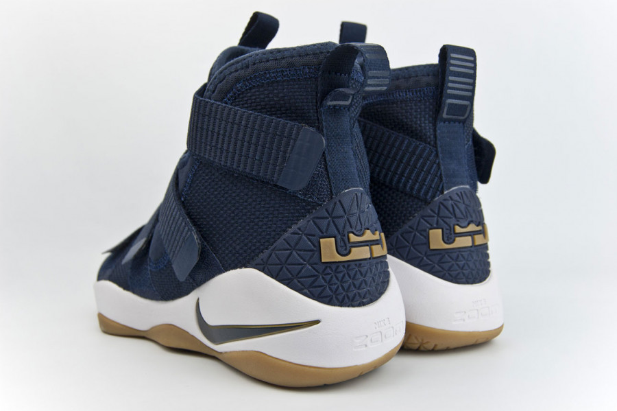 кроссовки Nike Lebron Soldier XI Blue / White