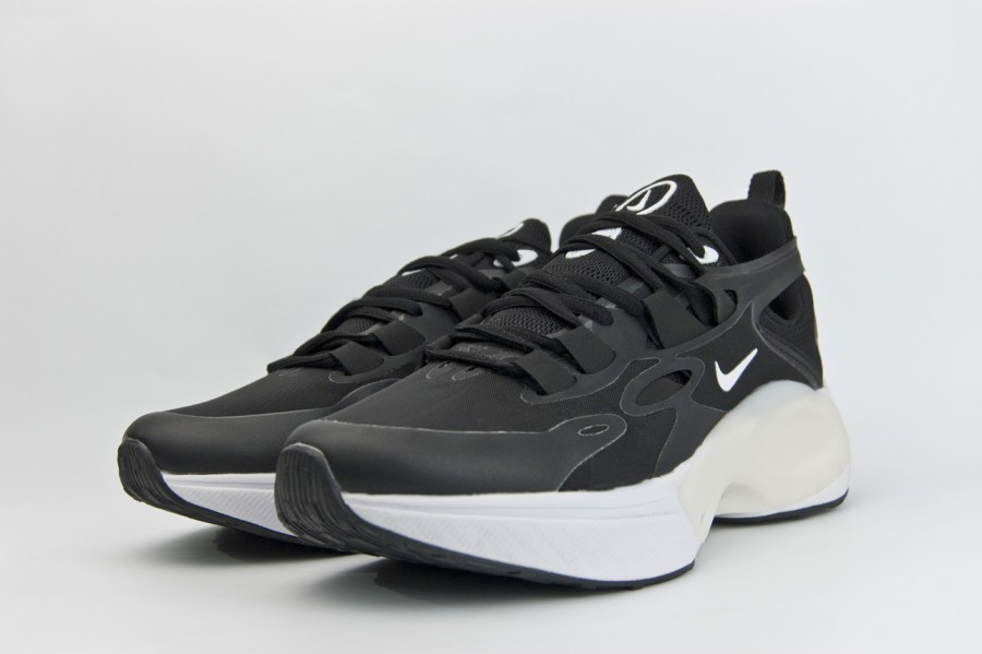 кроссовки Nike Signal D/MS/X Black / White