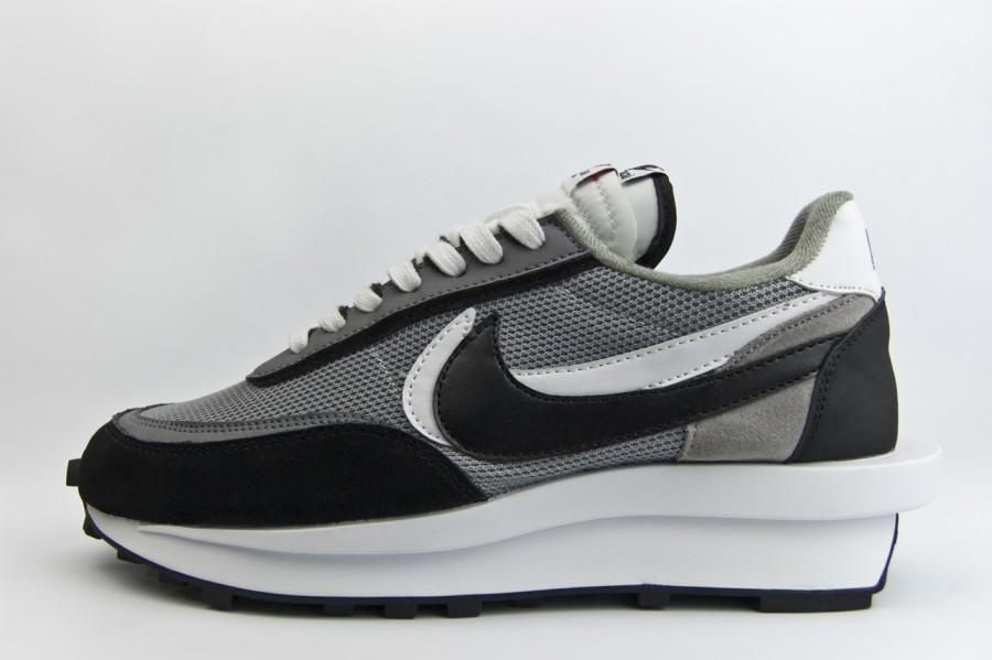 Кроссовки Nike Waffle Daybreak x SACAI Black / Grey