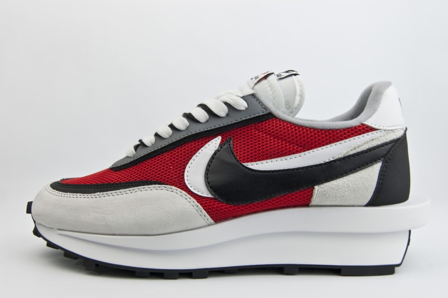 Кроссовки Nike Waffle Daybreak x SACAI Grey / Red