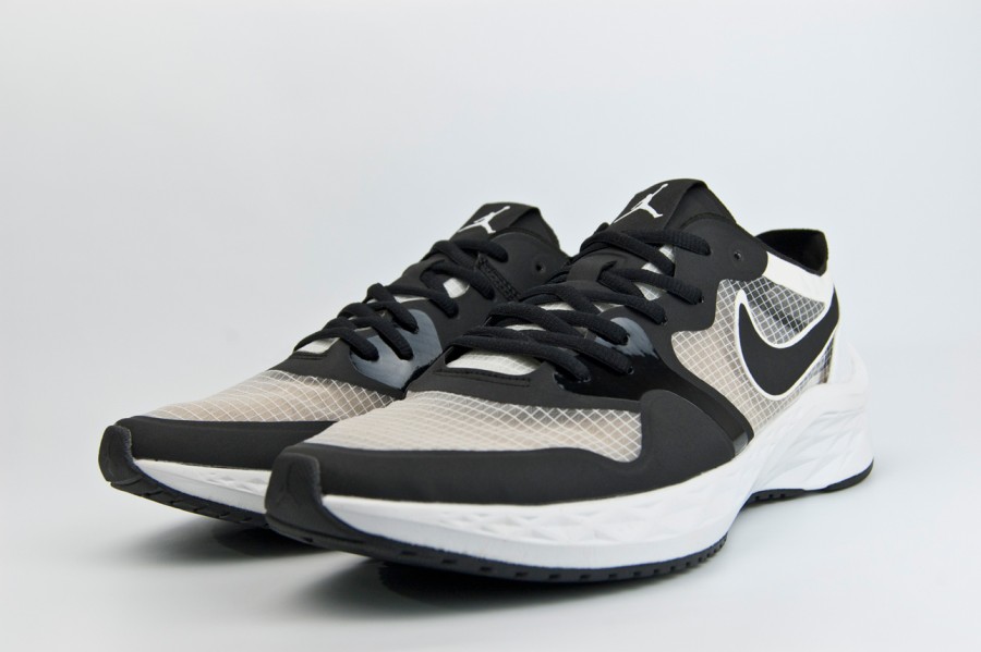 кроссовки Nike Jordan Air Zoom 85 Black / White