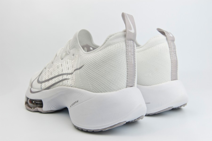 кроссовки Nike Air Zoom Tempo Next Triple White