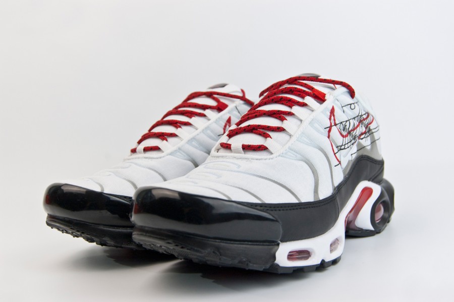 кроссовки Nike Air Max Plus Tn Script Swoosh White / Black