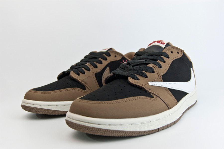 кроссовки Nike Air Jordan 1 Low x Travis Scott