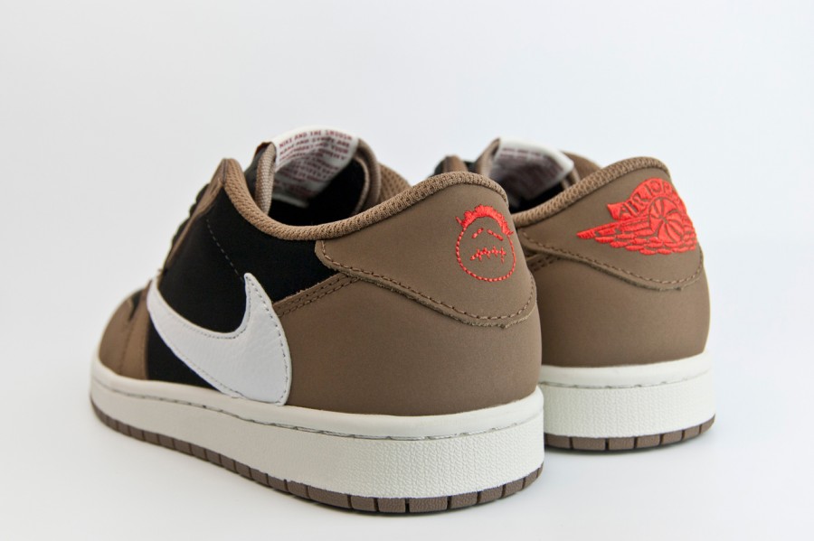 кроссовки Nike Air Jordan 1 Low x Travis Scott