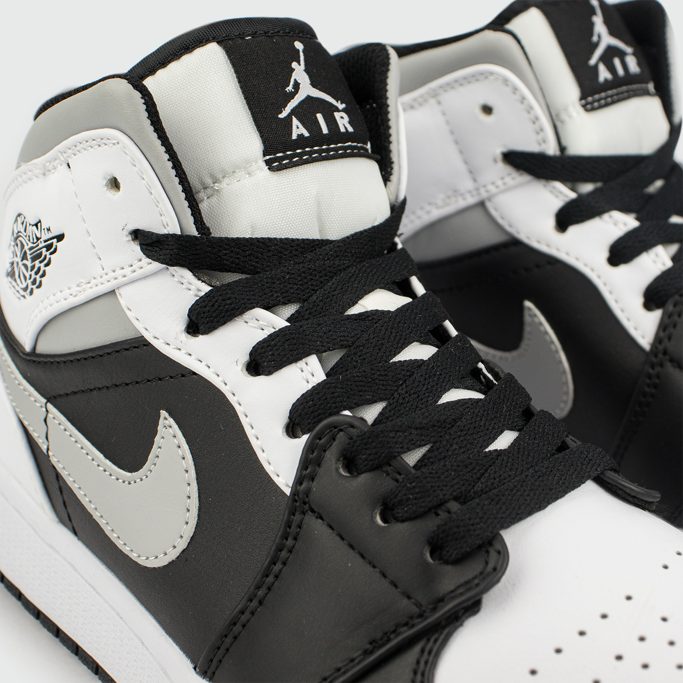 Nike Air Jordan 1 White / Shadow