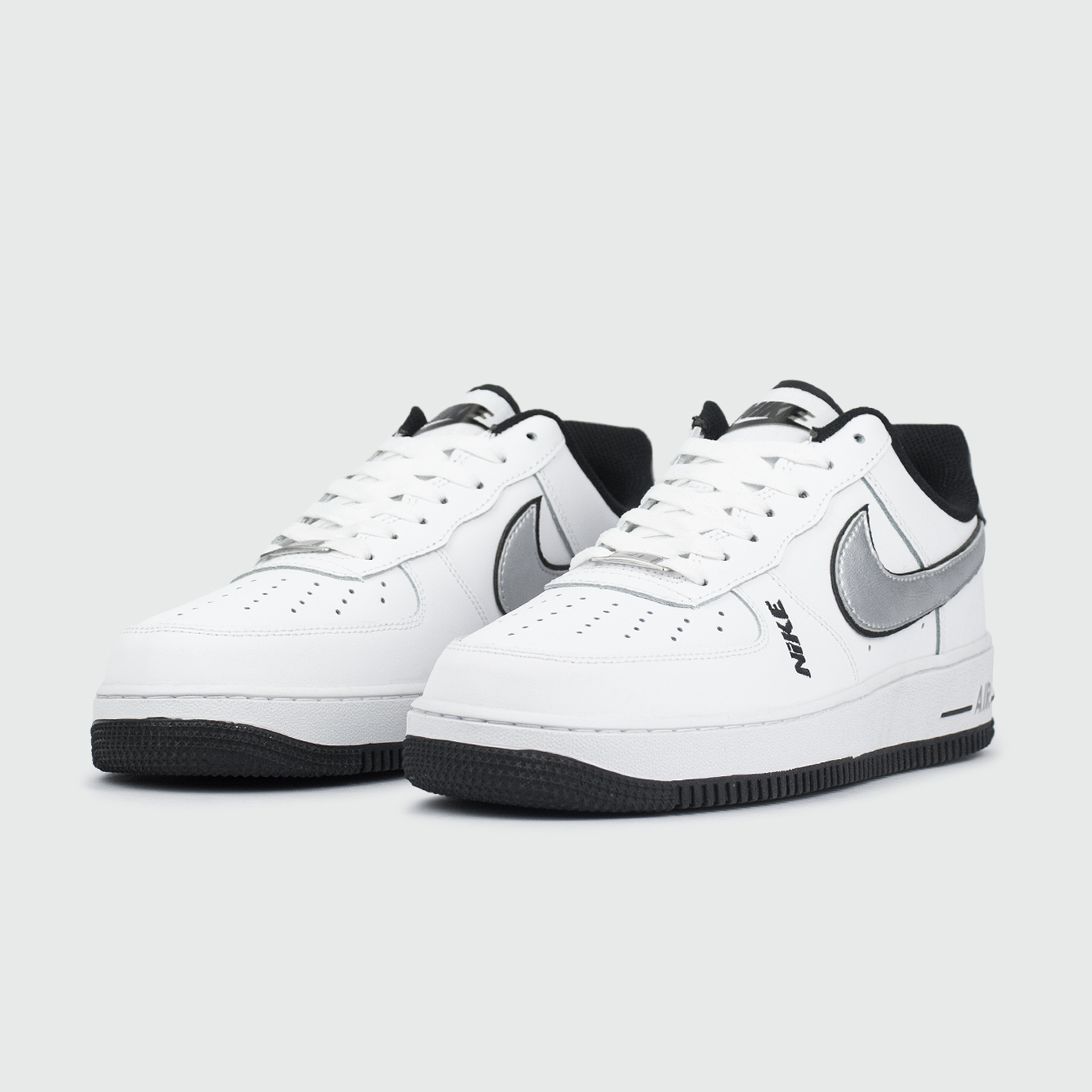 Nike Air Force 1 Low White / Silver / Black