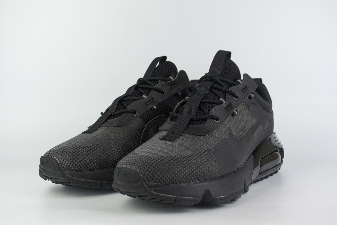 Nike Air Max 2090 Triple Black