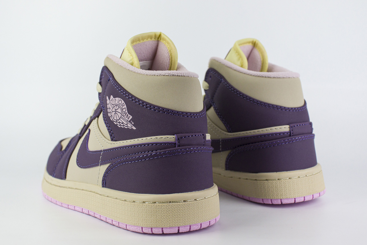 Nike Air Jordan 1 Wmns Pro Purple / Desert Sand