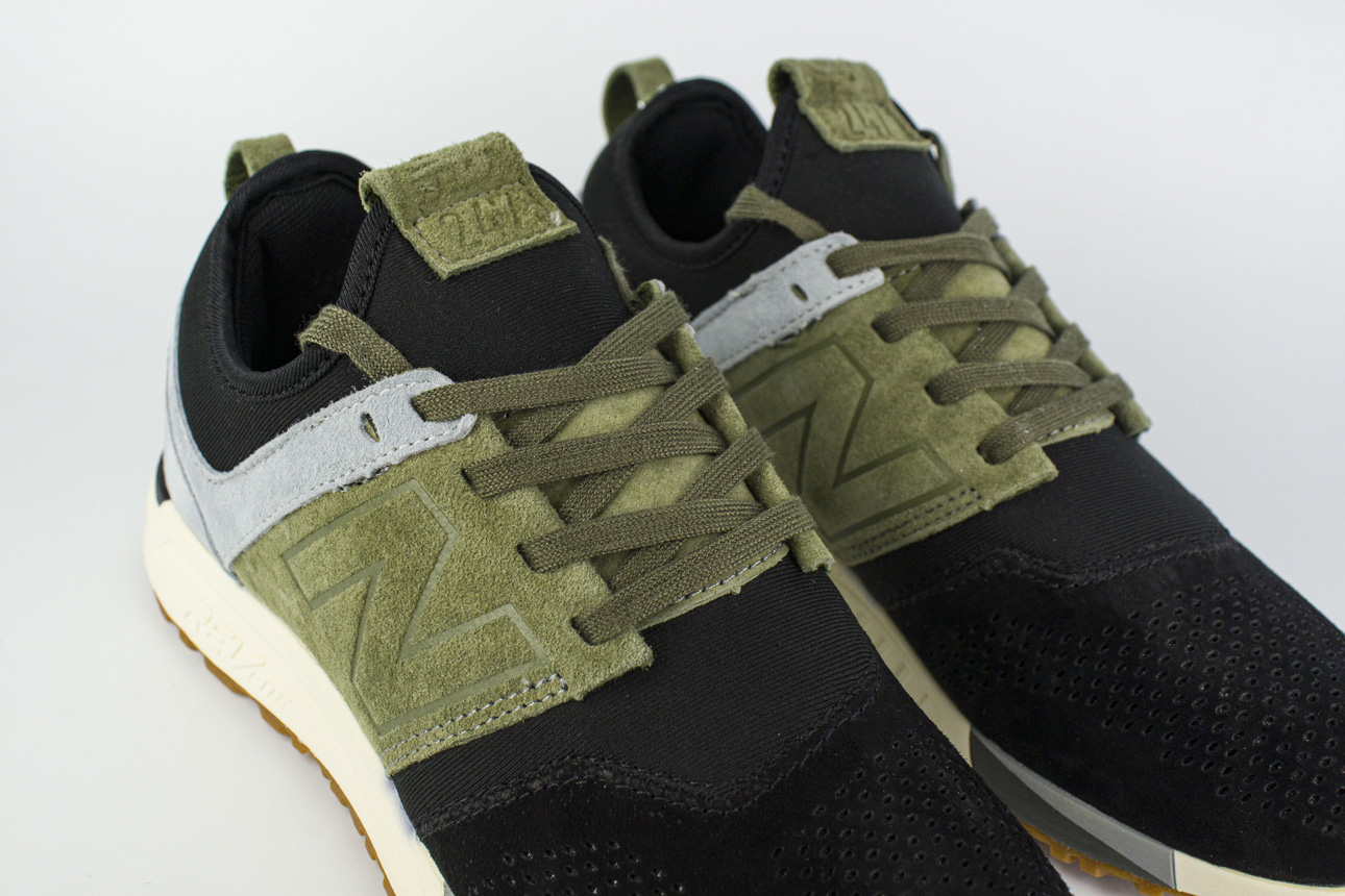 New Balance 247 Wmns Suede