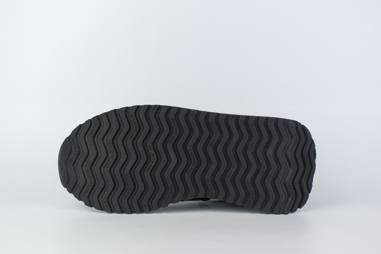 New Balance 237 Wmns Black / White