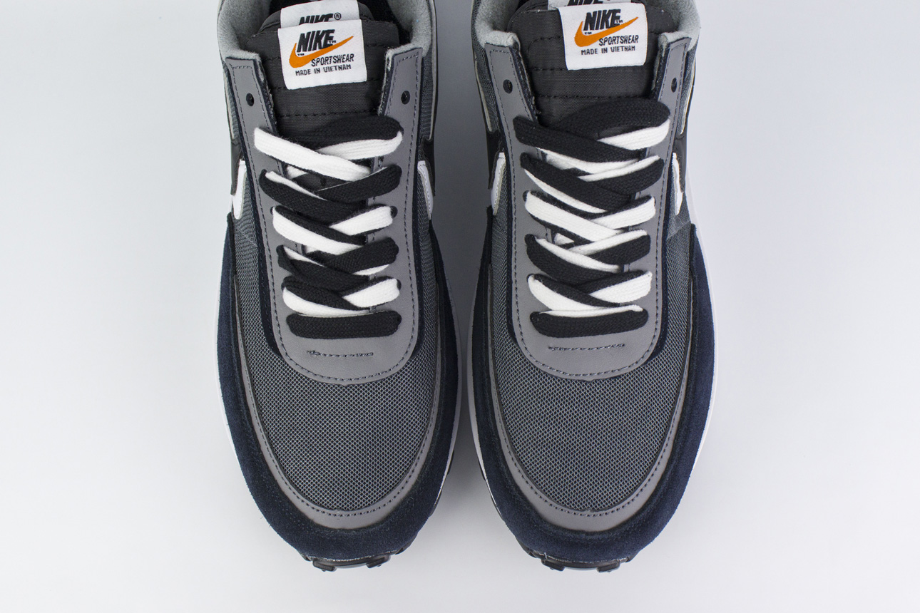 Nike Waffle Daybreak x SACAI Black / White