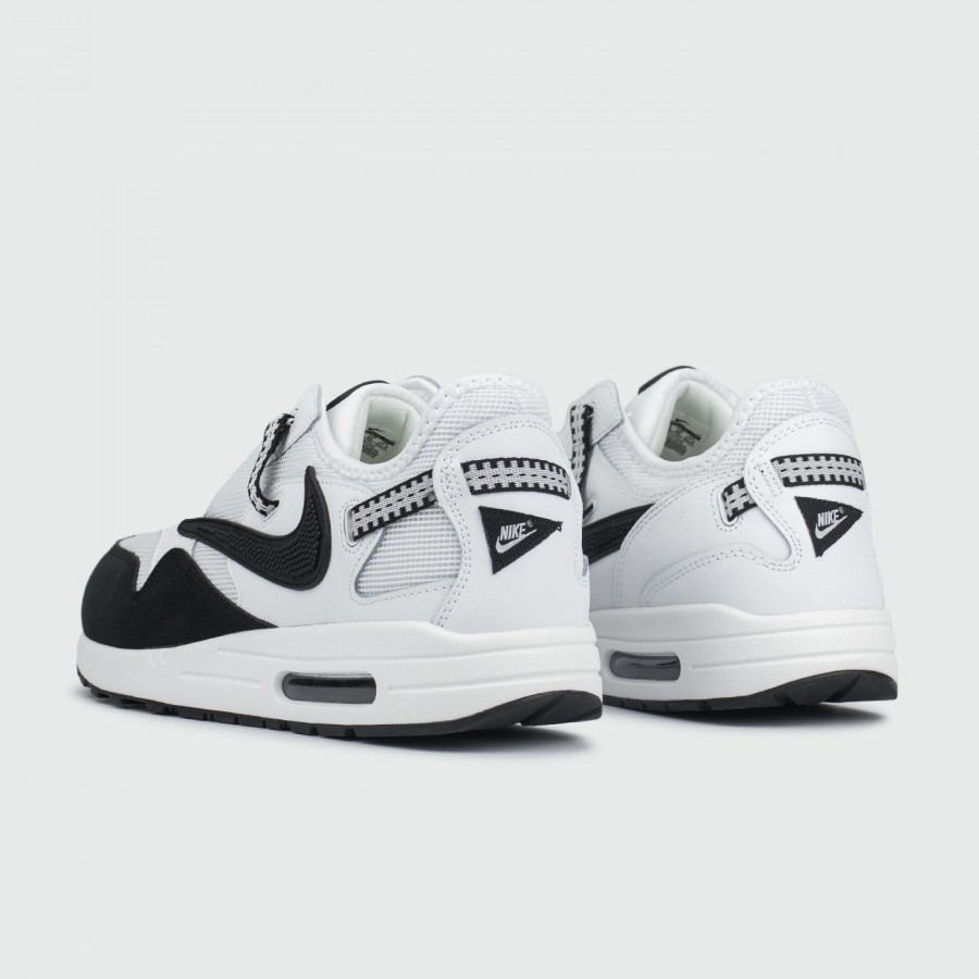 кроссовки Nike Air Max 1 x Travis Scott White / Black