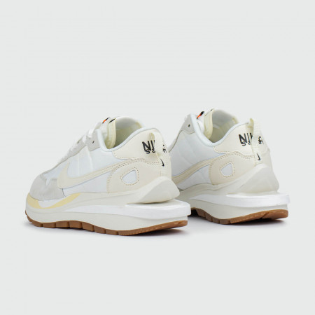 кроссовки Nike Vapor Waffle x Sacai Wmns White / Gum