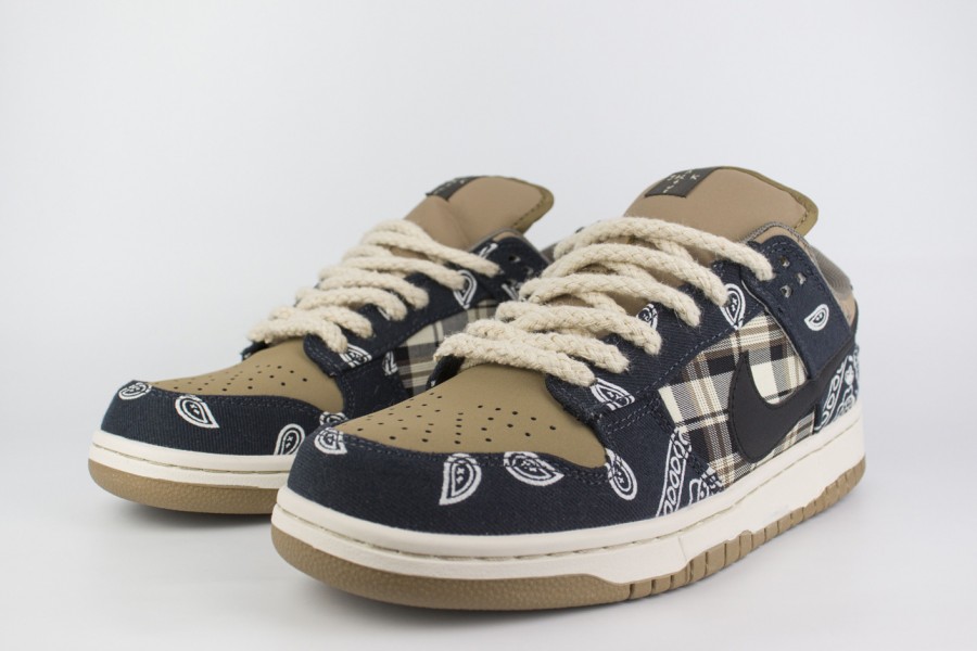 кроссовки Nike Dunk Low SB x Travis Scott