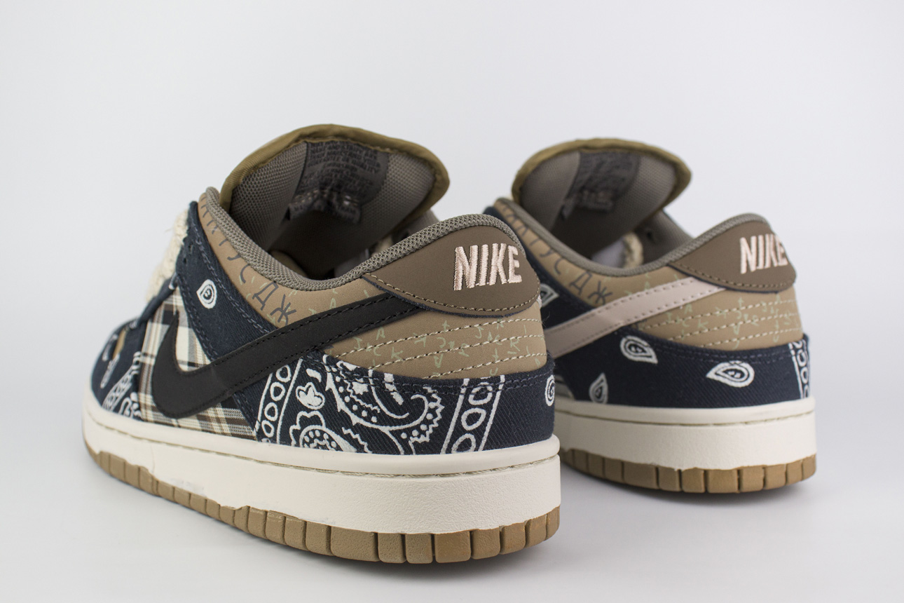 Nike Dunk Low SB x Travis Scott