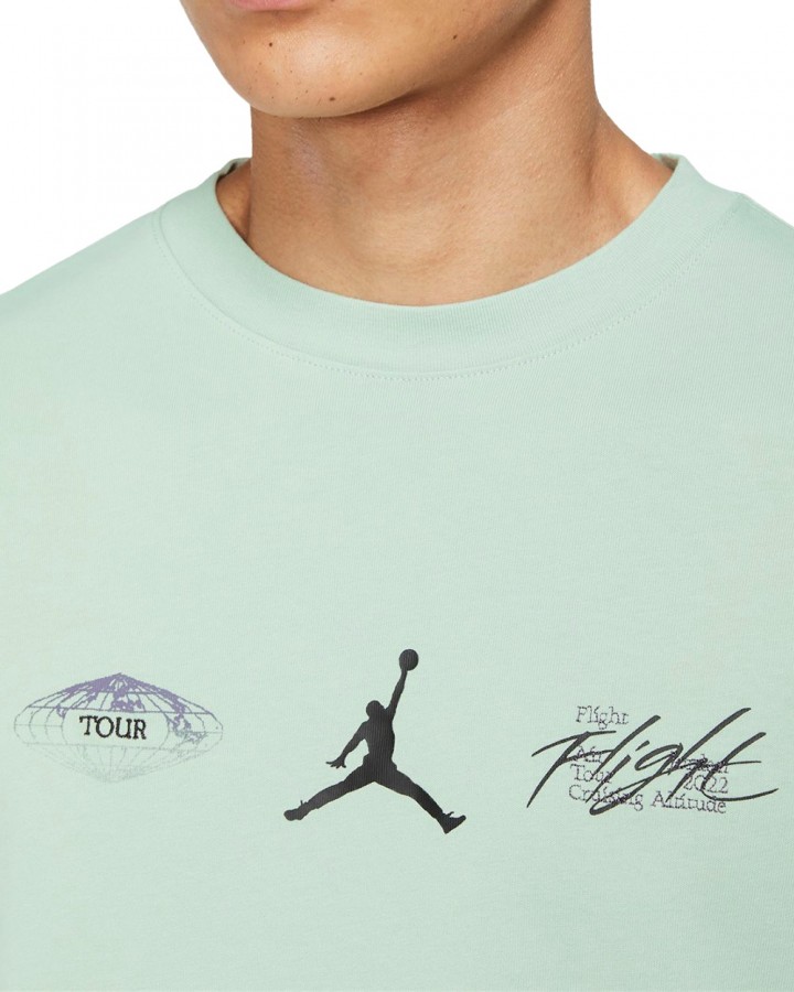 футболка Nike DM1445-017