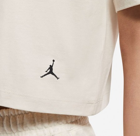 футболка Nike Wmns DN2777-104