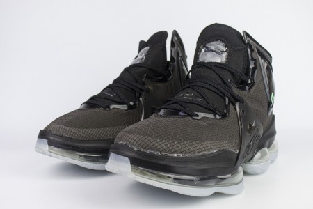 кроссовки Nike Lebron 19 Black / Green Low