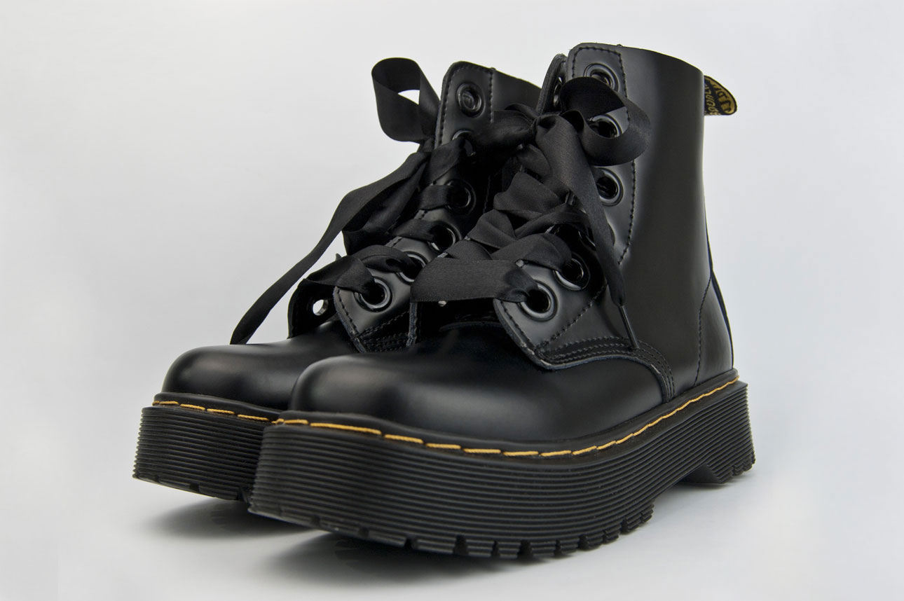 Dr. Martens Molly Black