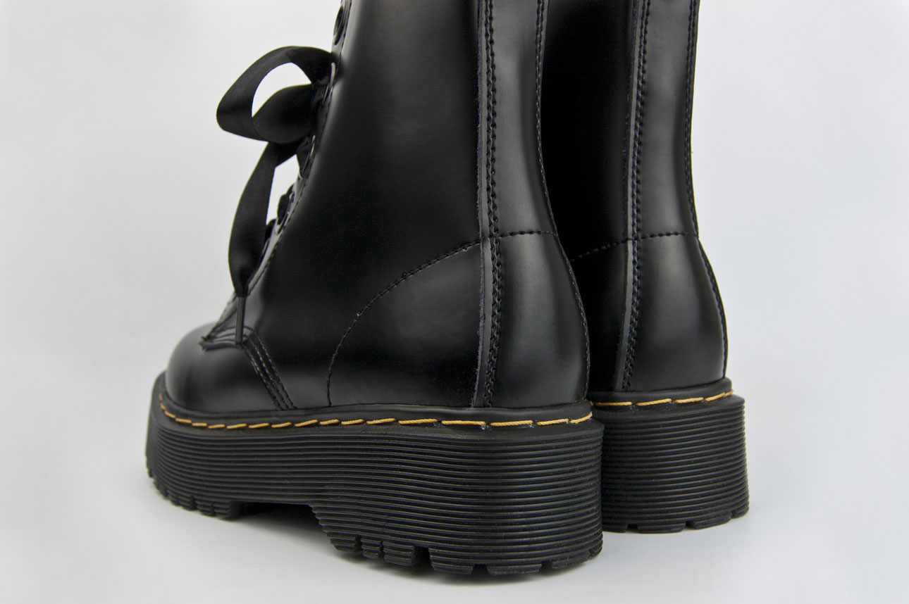 Dr. Martens Molly Black