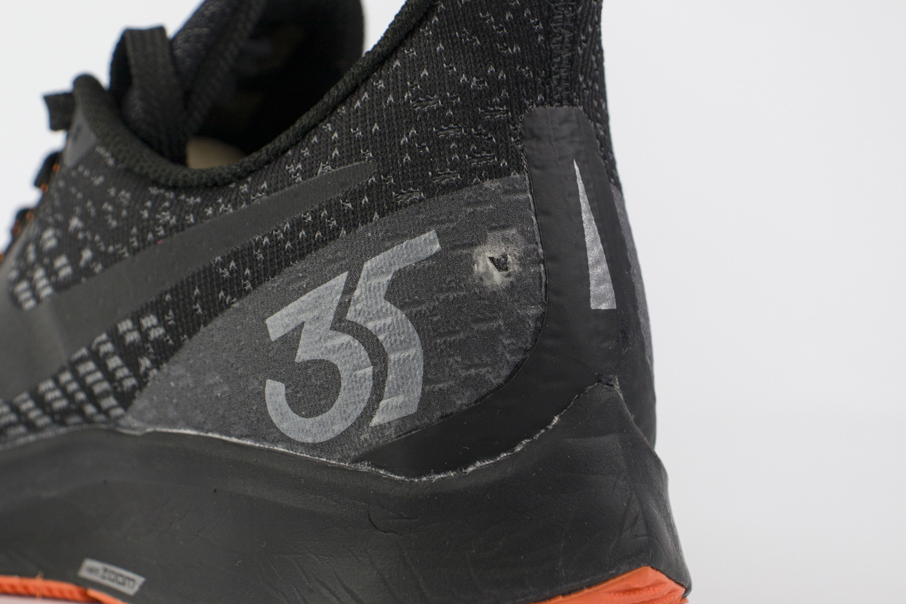 Nike Air Zoom Pegasus 35 Black / Orange