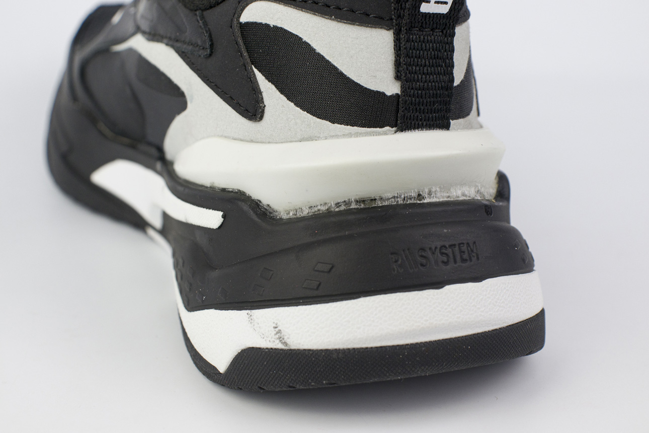 Puma RS-Fast Black / White