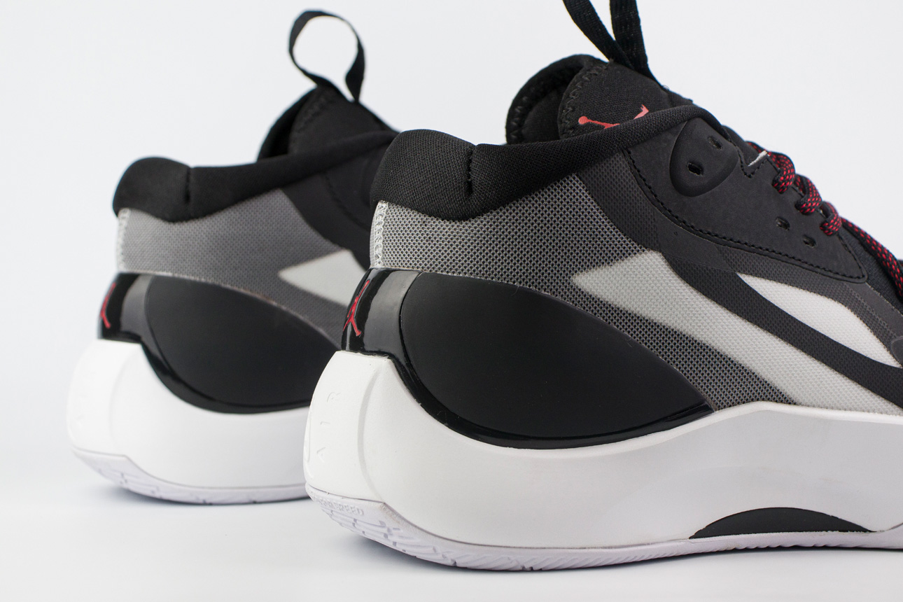 Nike Air Jordan Zoom Separate Pf Black / White