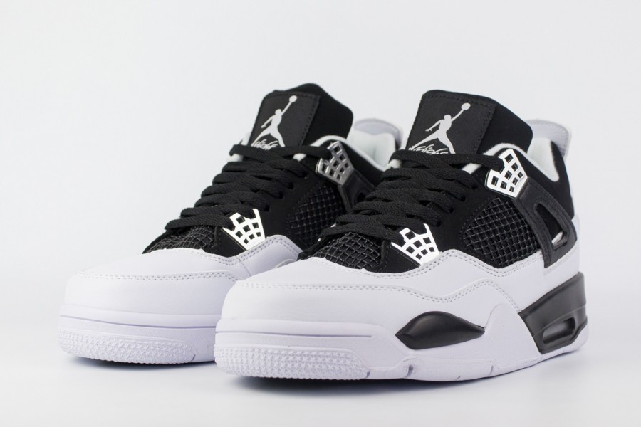 кроссовки Nike Air Jordan 4 Black / White
