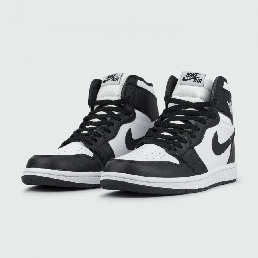 кроссовки Nike Air Jordan 1 Black / White with Fur
