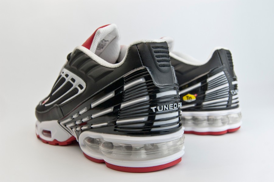 кроссовки Nike Air Max Plus 3 Tn Black / Red / White