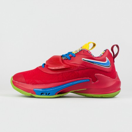 кроссовки Nike Uno x Zoom Freak 3 Red