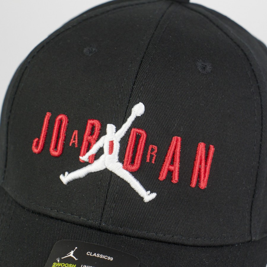 кепка Air Jordan Black / Wh / Red
