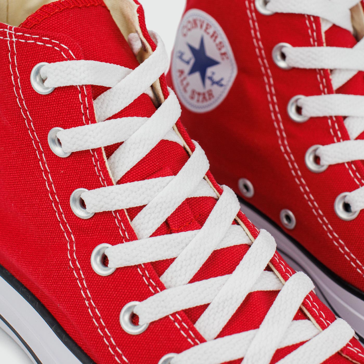 Converse Red White