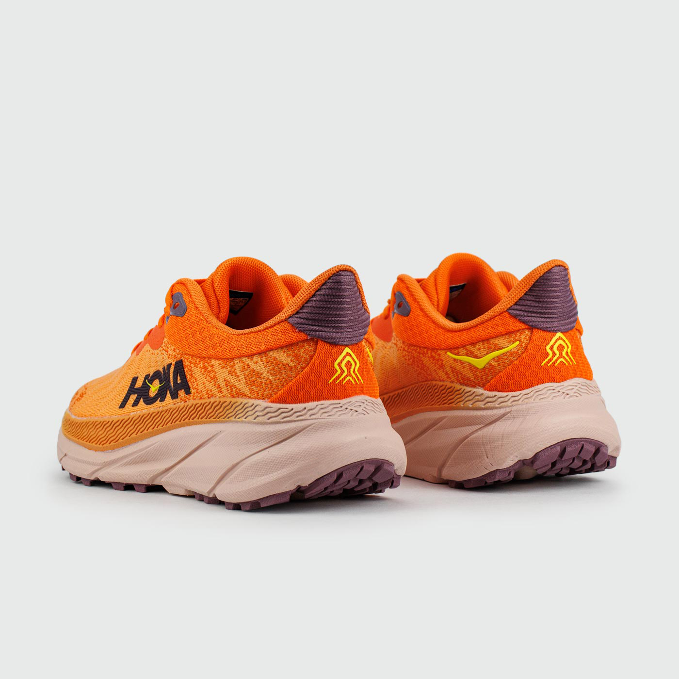 HOKA ONE ONE Challenger ATR 7 Orange Wmns