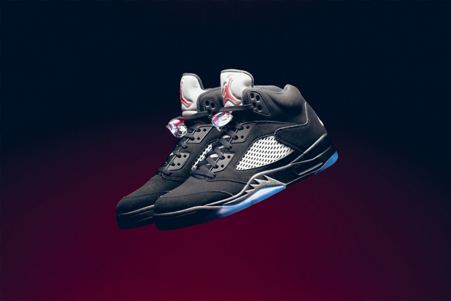 Air Jordan 5 Black Metallic Firebox