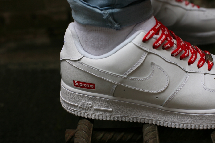 Nike Air Force 1 Low x Supreme