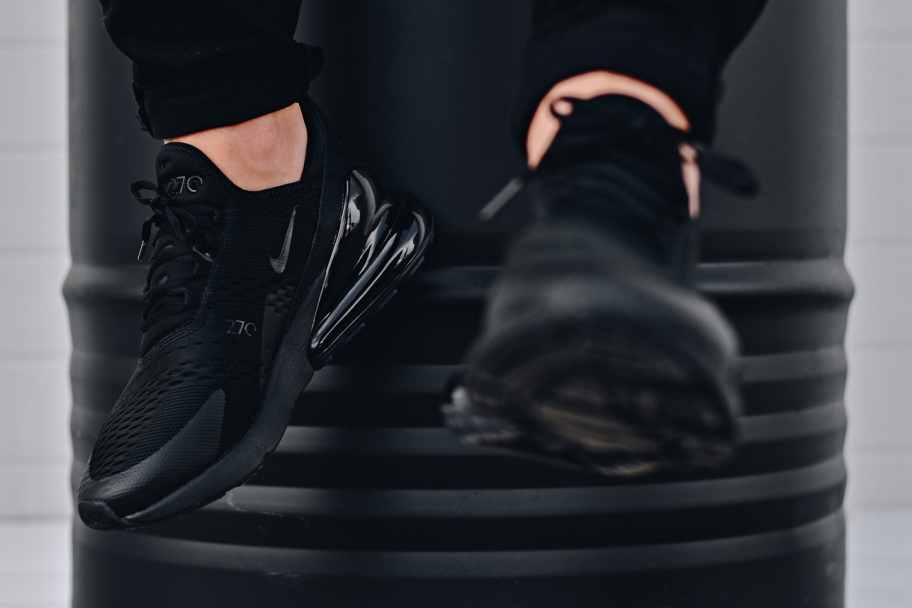 Nike Air Max 270 Triple Black