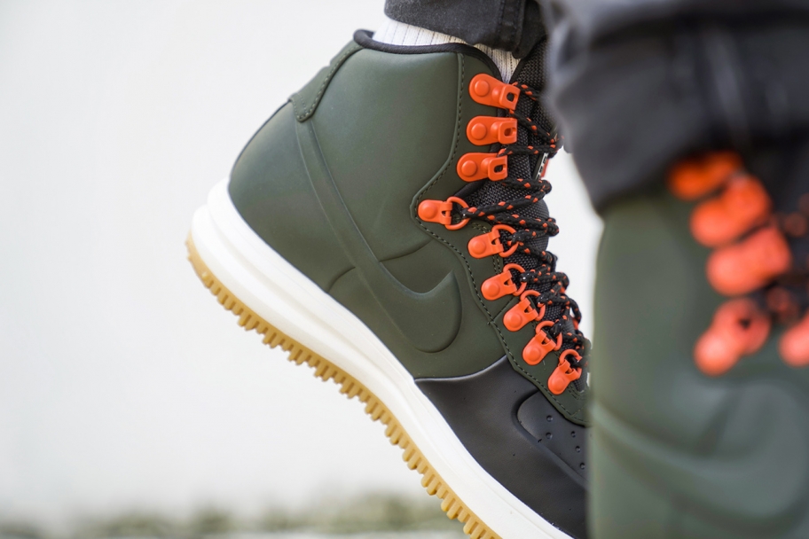 Nike duck boots 18 clearance